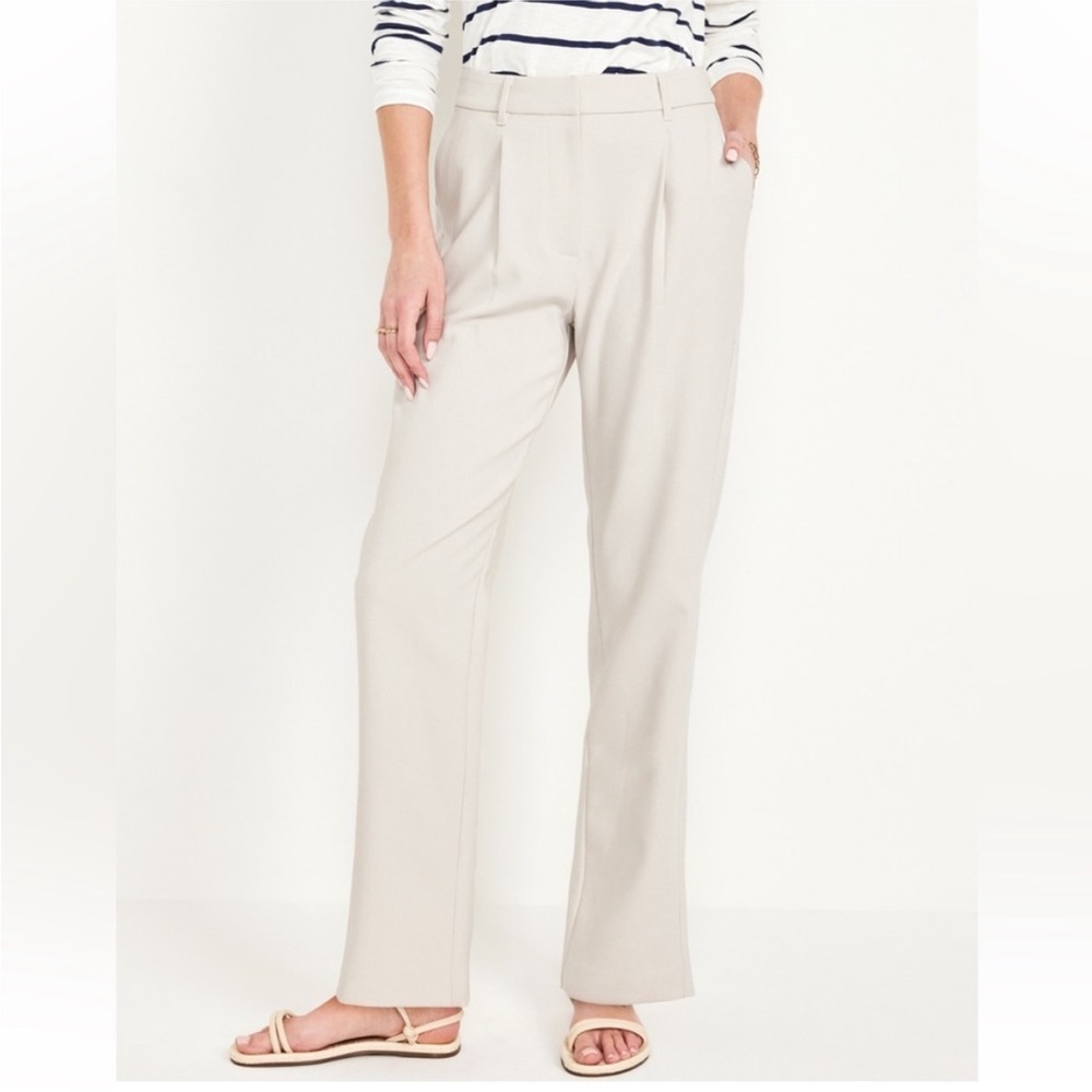 Old Navy Women's Cream Straight Leg Pants